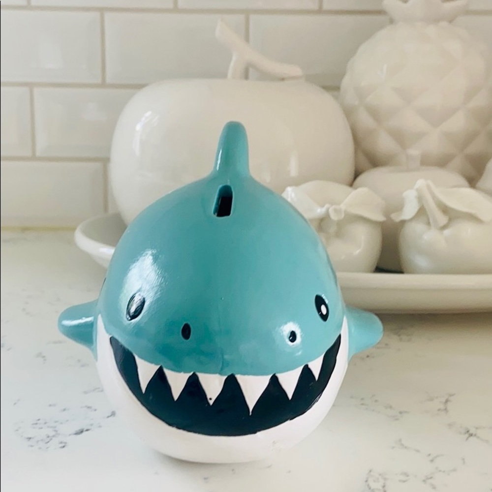 Isaac Jacobs Shark Coin Bank